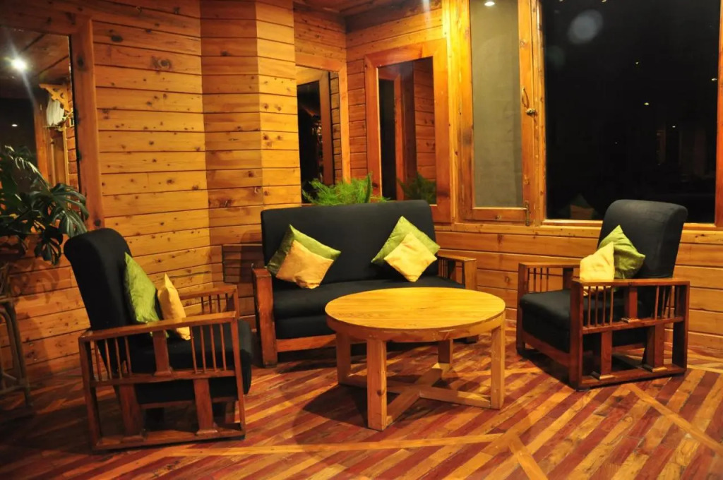 The Chalets Naldehra