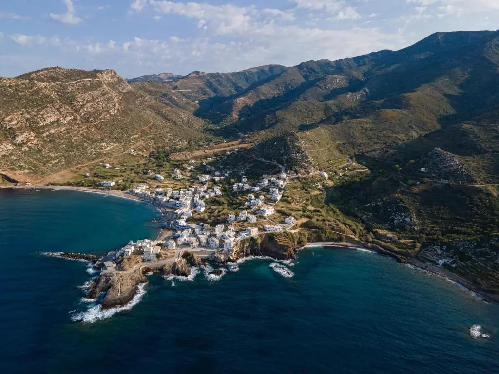 white house apollon naxos