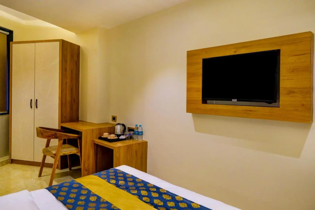 Metropolis Business Hotel