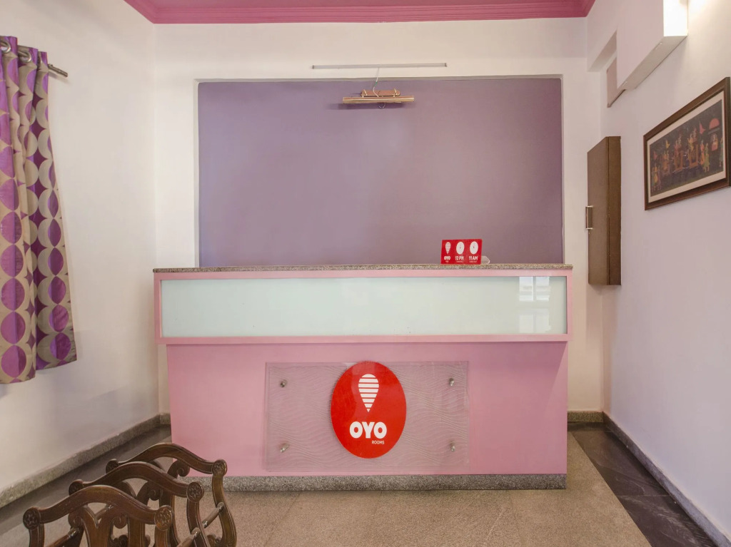 OYO Flagship 488 JNTU