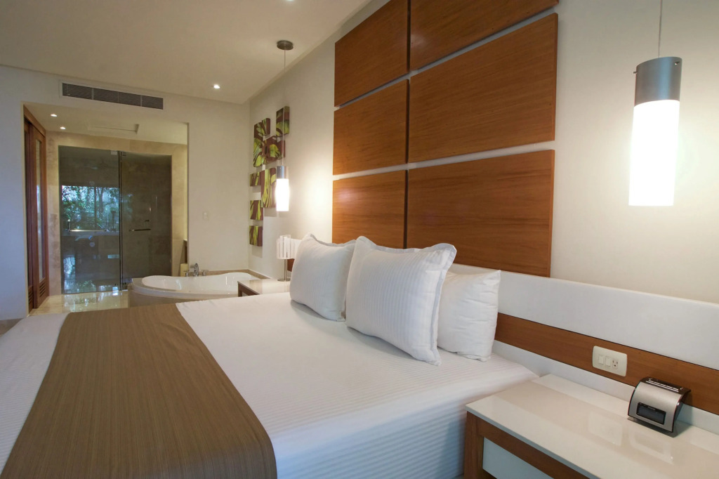 The Reef 28 Hotel & Spa