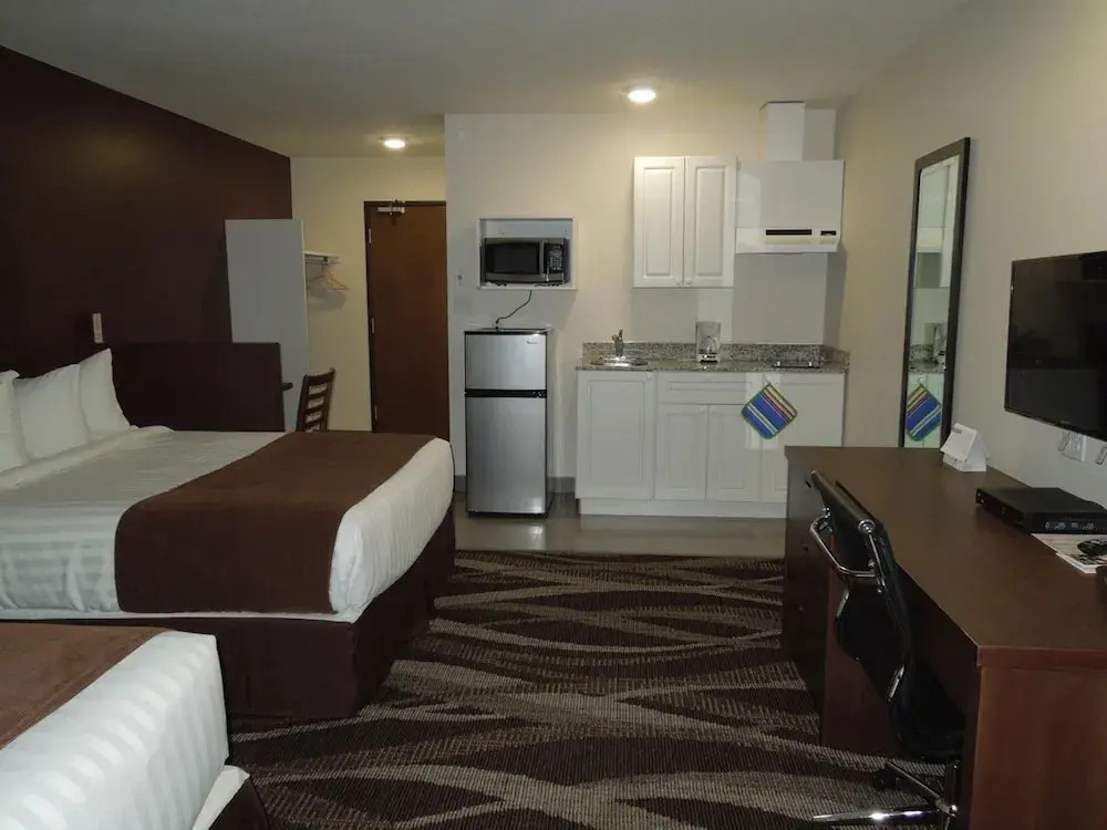 Walking Eagle Inn & Lodge