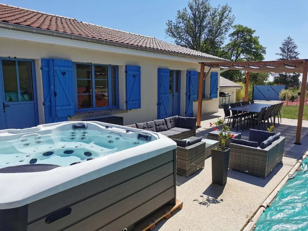 Gîte indépendant avec SPA, jardin, terrain de pétanque, proche vignoble du Champagne à Colombey - FR-1-611-45