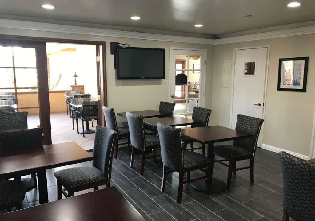 Empire Inn