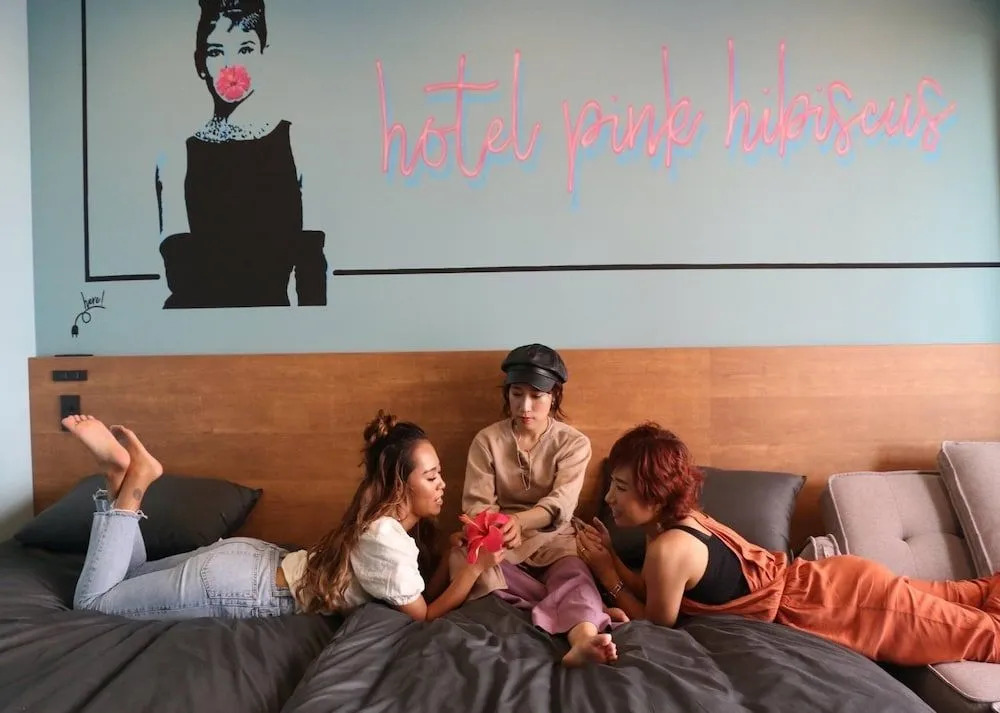 HOTEL PINK HIBISCUS