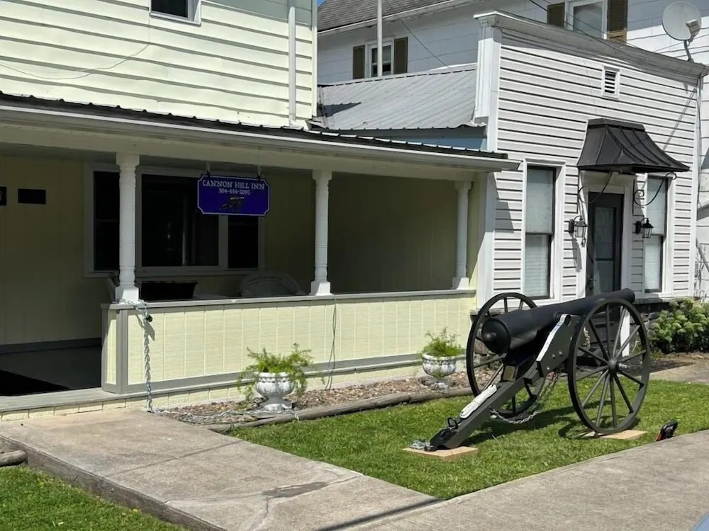 Cannon Hill Inn