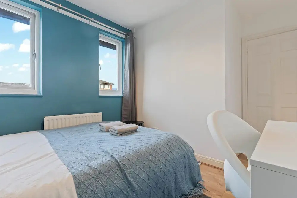 Cozy London Townhouse With 4 Bedrooms