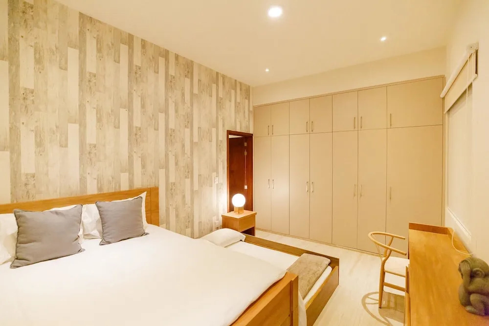 Vista Vela 2104 3 BR by Casago