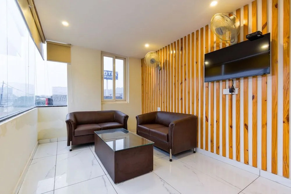 Oyo 46208 Hotel Park Land