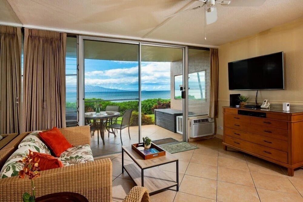 Island Sands 110 1 Bedroom Condo by RedAwning