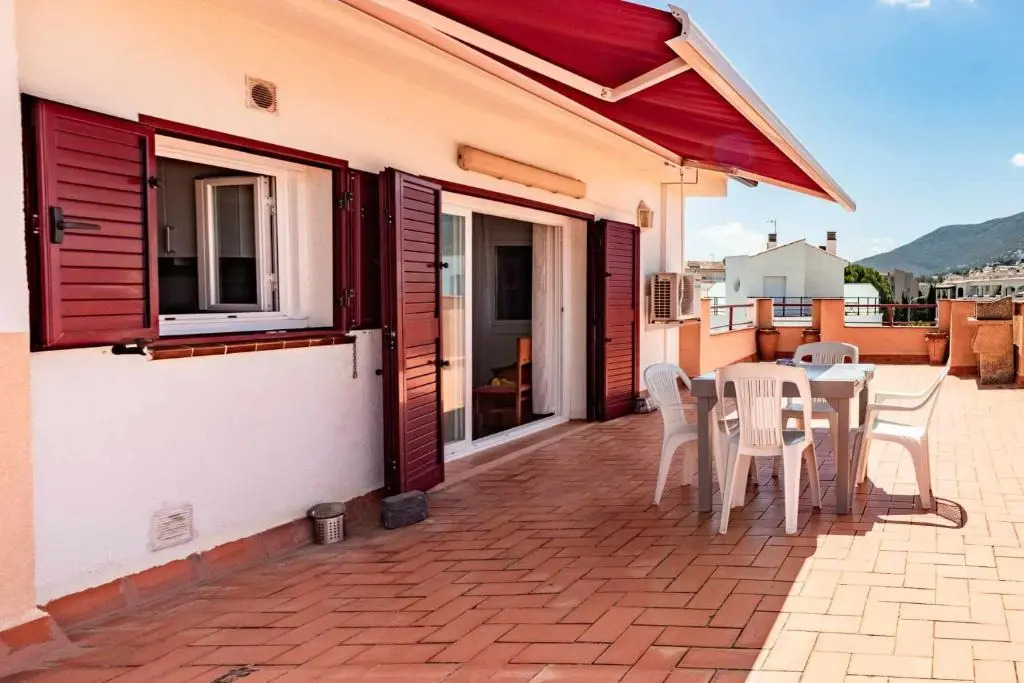 SANT CARLES 27 ático con terraza y barbacoa