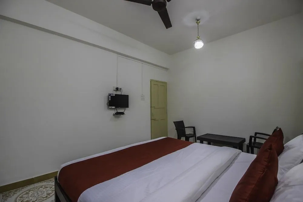 OYO 10791 Home Elegant Studio Candolim Beach