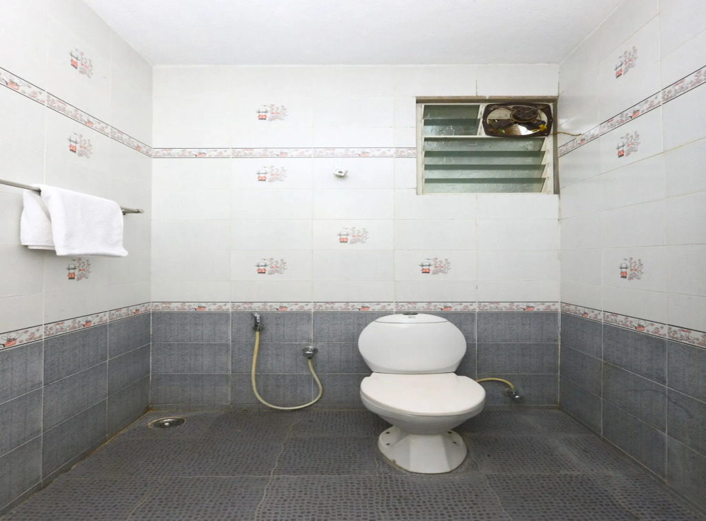 Egmore By OYO Rooms