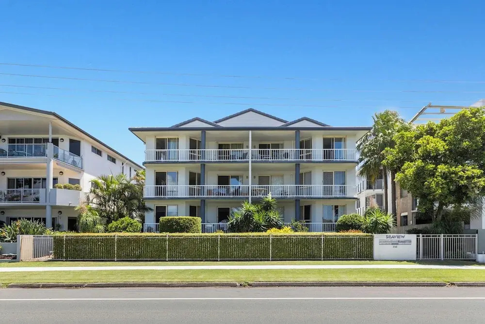 2 Bed Beachfront Apartment in Kingscliff