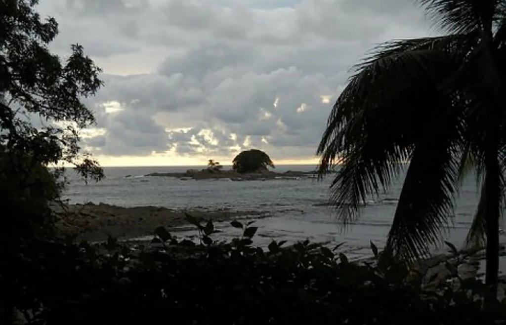 Las Caletas Lodge