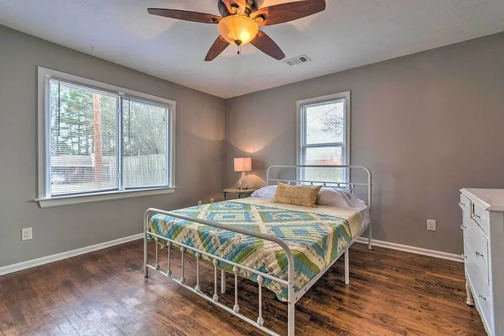 Vacation Rental Home ~ 15 Mi to Little Rock