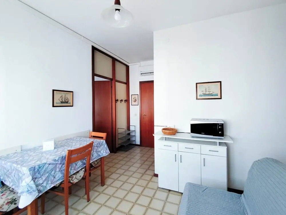 Comfy Flat With Pool and Balcony