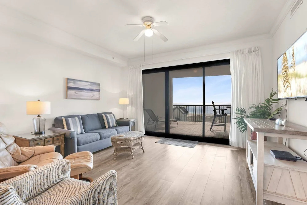Grand Pointe 512 Gulf-front Stunning Views Top-notch Amenities 2 Bedrooms 5th Floor