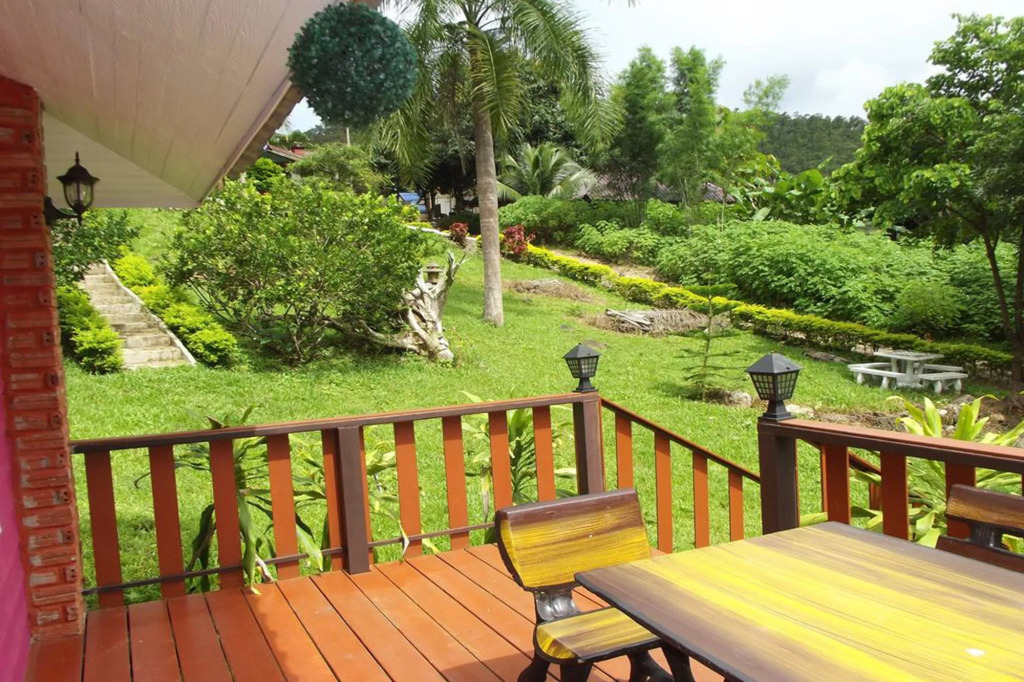 Phuchomjan Resort
