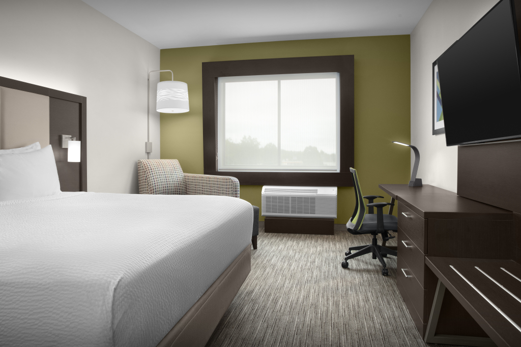 Holiday Inn Express and Suites Birmingham - Homewood