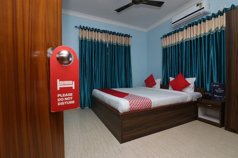 Oyo 19806 Corporate Guest House