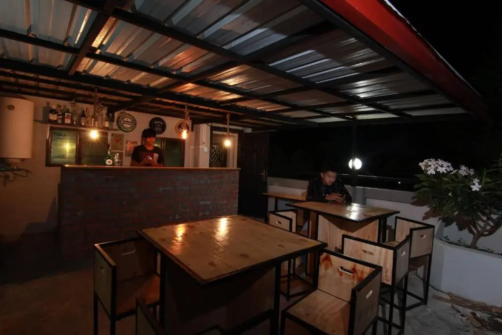 Tar Tar & Nay Hostel