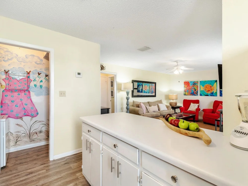 Sea Horse 311 by Bender Vacation Rentals