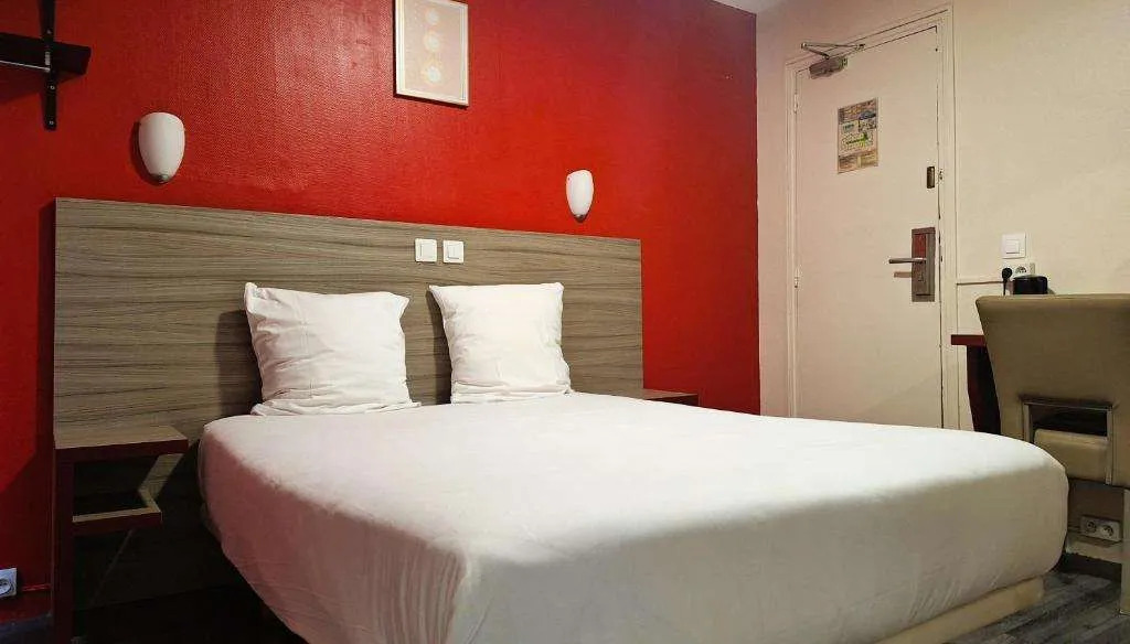 Hipotel Paris Gambetta République