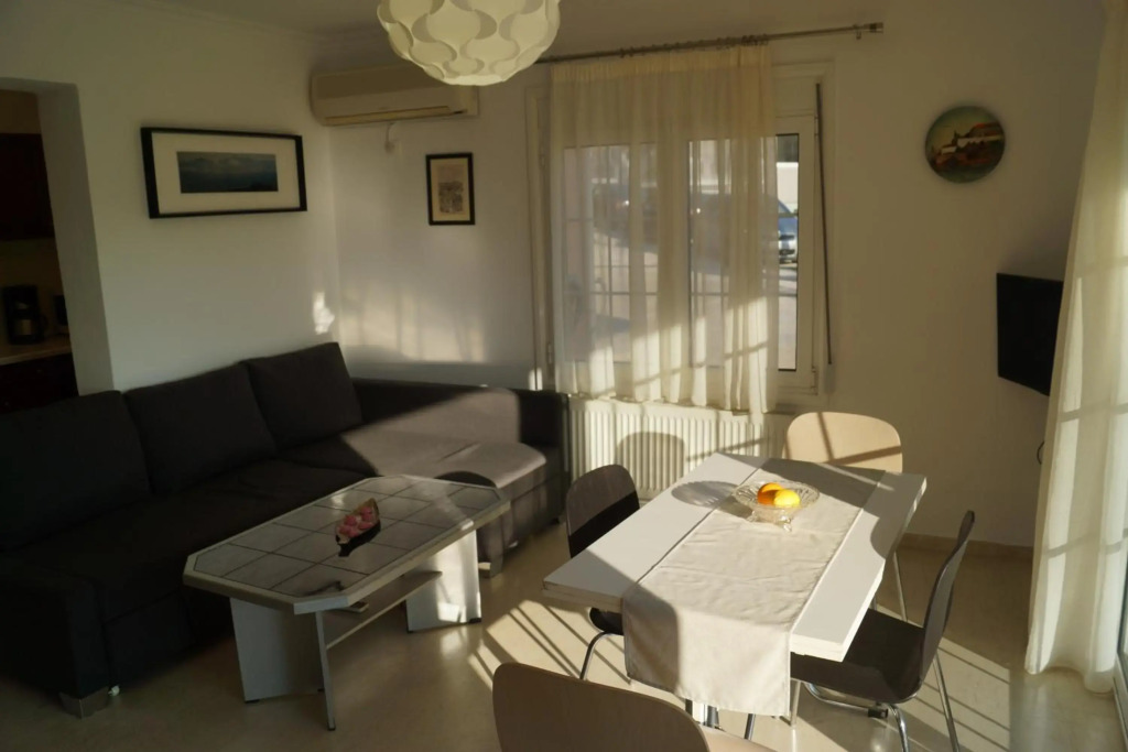 Τhe Sunny Apartments