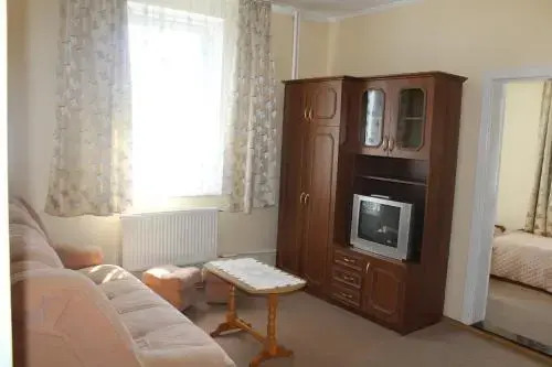 Hotel Yasinya