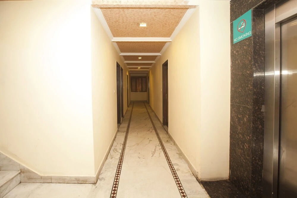 OYO 337 Hotel Anand