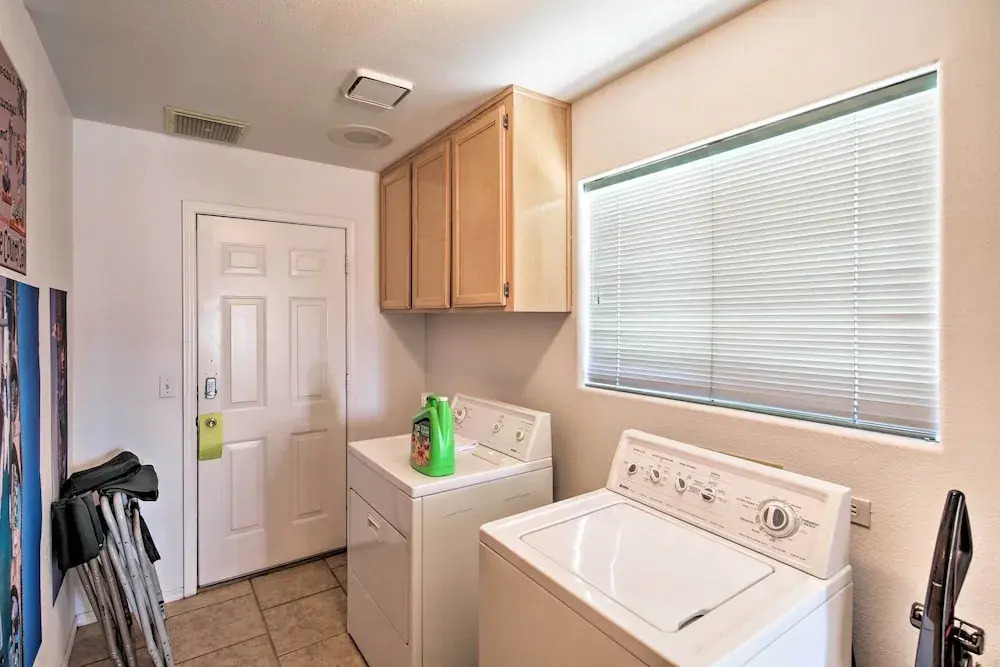 Patio, Rooftop Deck & Mtn Views: Lake Havasu Home!