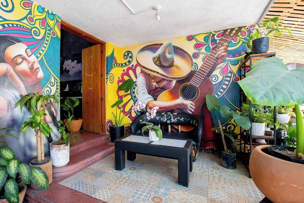 Hostal La Paz & Love Guadalajara