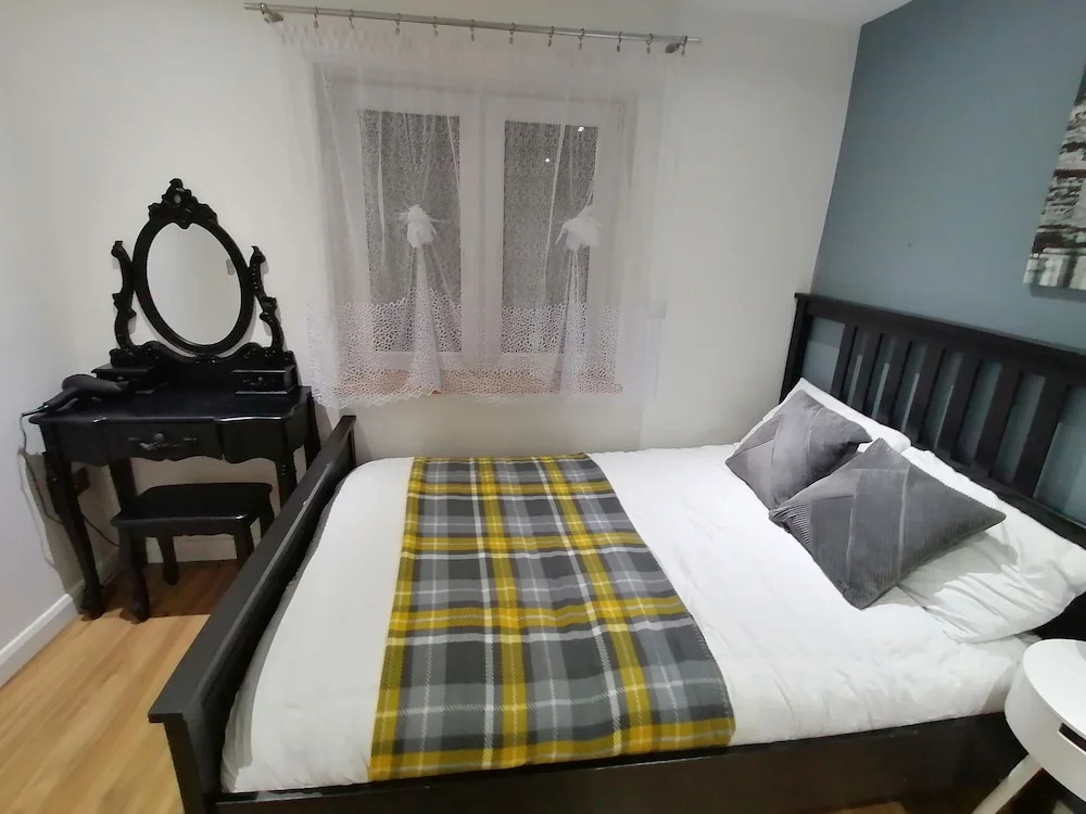Lovely 2-bed Apartment in Coventry