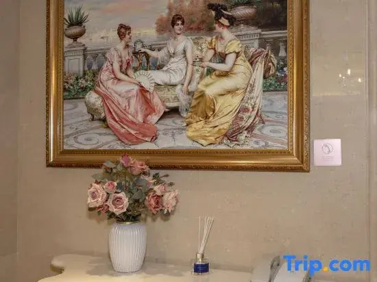 Vienna Hotel (Tianjin Jinghai Jingwen Road Branch)