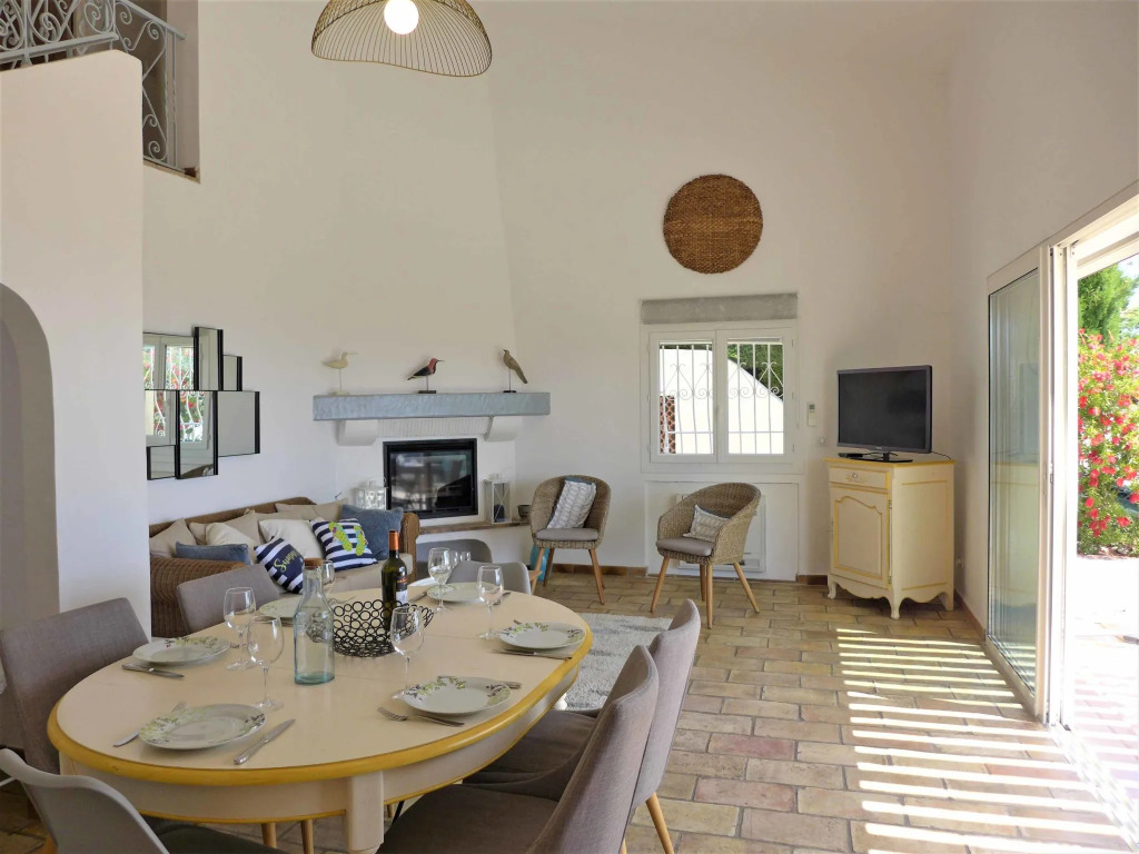 Villa Clos Romain by Interhome