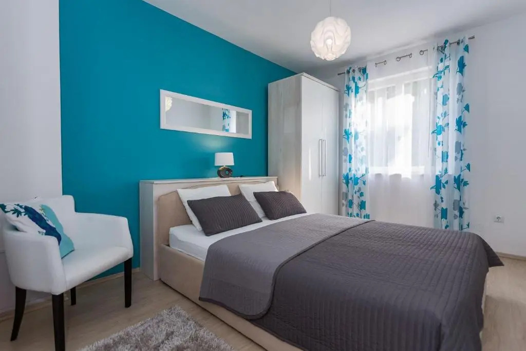 Apartment Petar - 50m from sea