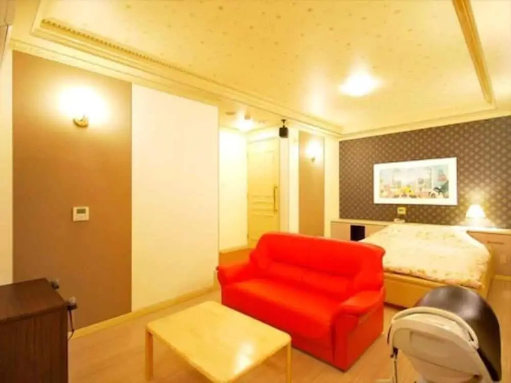 Hotel.COM