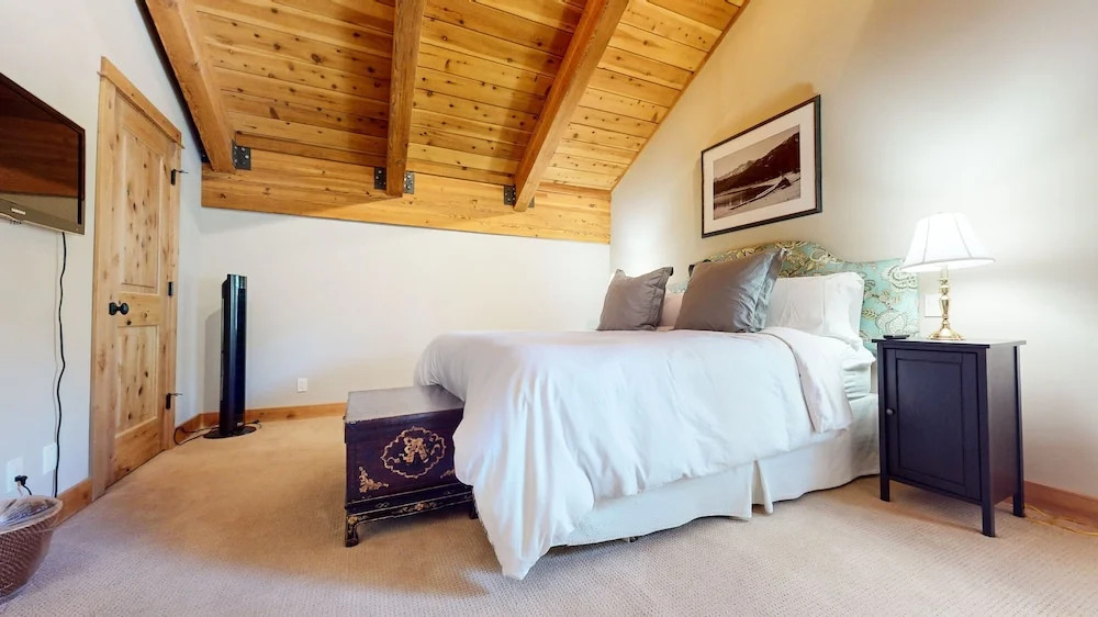 Val DIsere 9 Spacious and Walk to The Village, Washer Dryer, Gas Grill, Master Suites and More by RedAwning