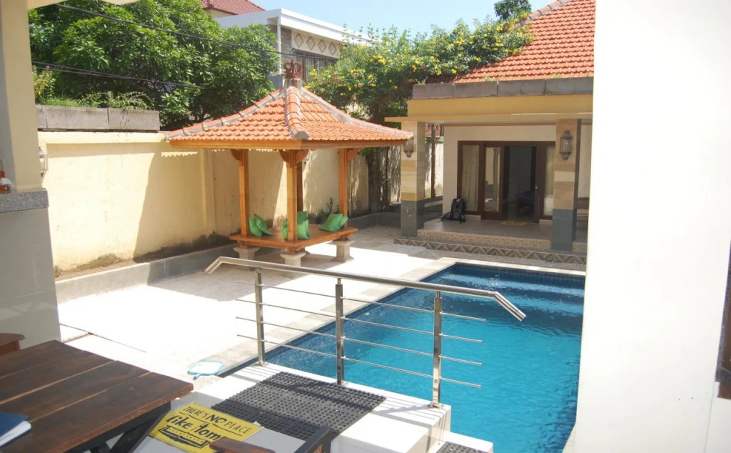 Hang Five Canggu Hostel