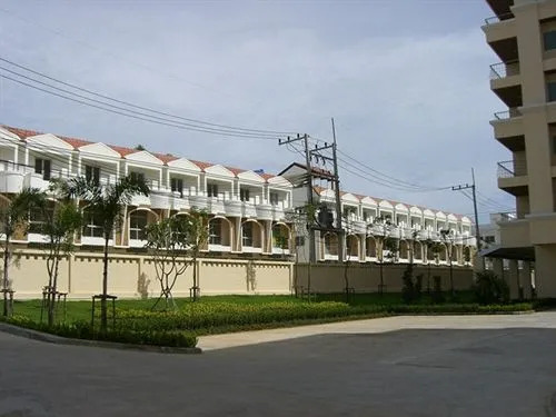 T.W. Jomtien Beach Resort