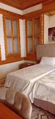 Toprak Hotel