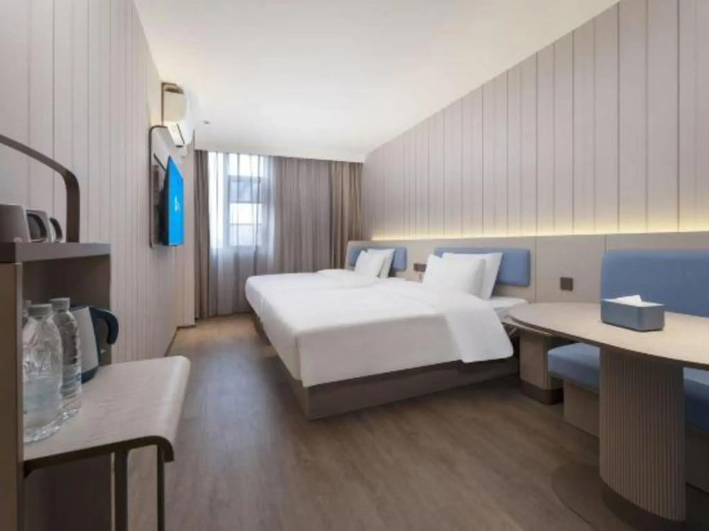 HanTing Hotel (Bengbu Carnival Park)