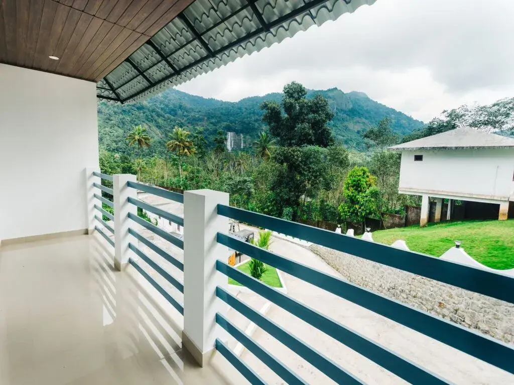 Misty Garden Resorts by OYO Rooms
