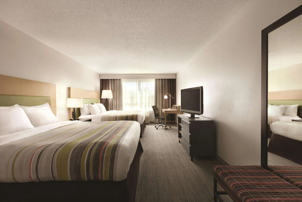 Country Inn & Suites by Radisson, Washington, DC East - Capitol Heights, MD