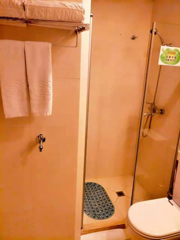 Eastern Golden Apartment