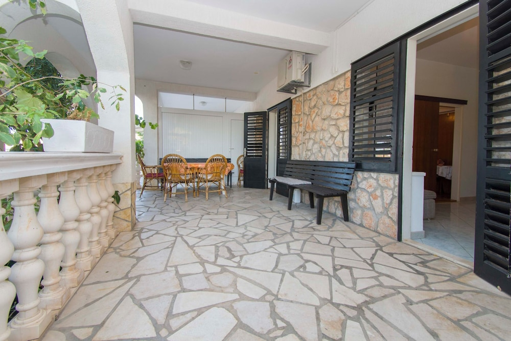 Apartments Ive