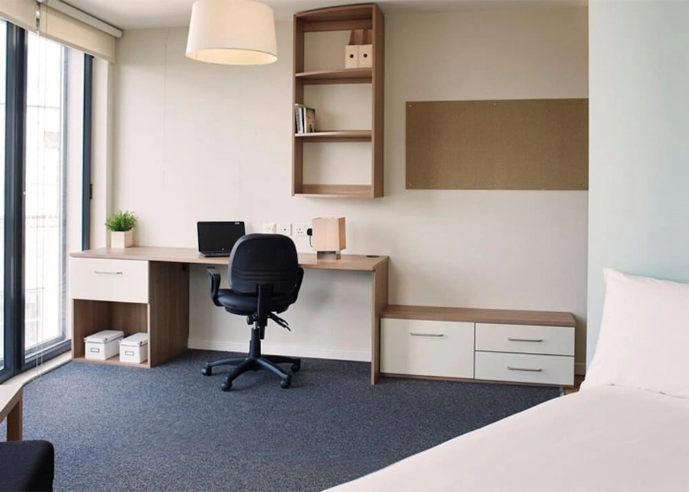 Student Only Bronze Ensuite at Highbury