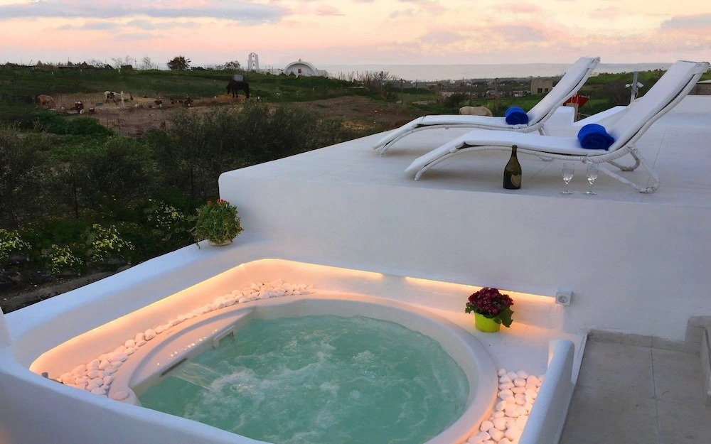 Ariana Eco Suites Adults Only
