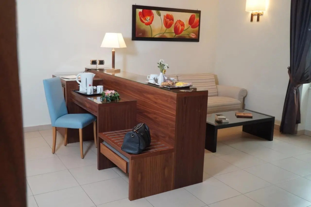 Suites & Residence Hotel
